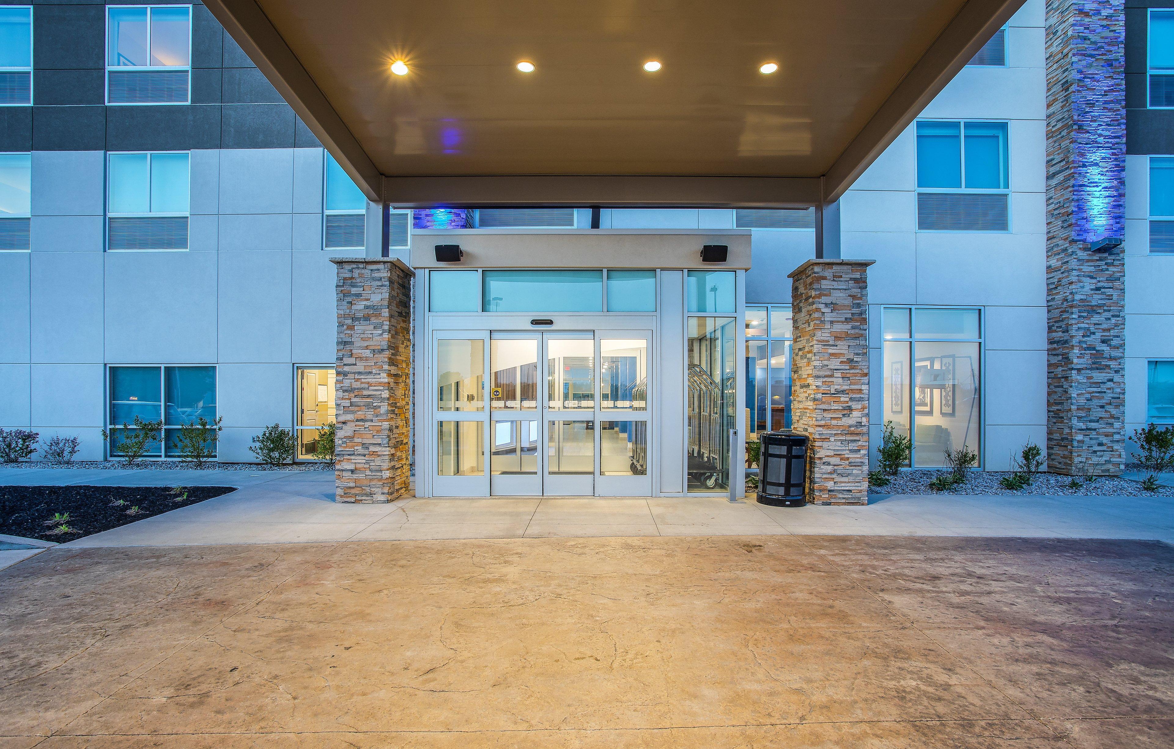 Holiday Inn Express & Suites - Lexington W - Versailles By Ihg Bagian luar foto